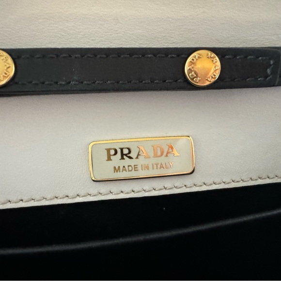 Prada Astrology Cahier - Picture 4 of 7